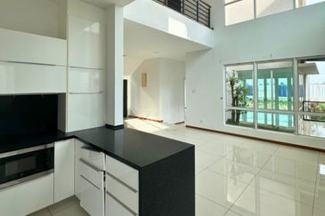 Isola Villa @ Senibong Cove