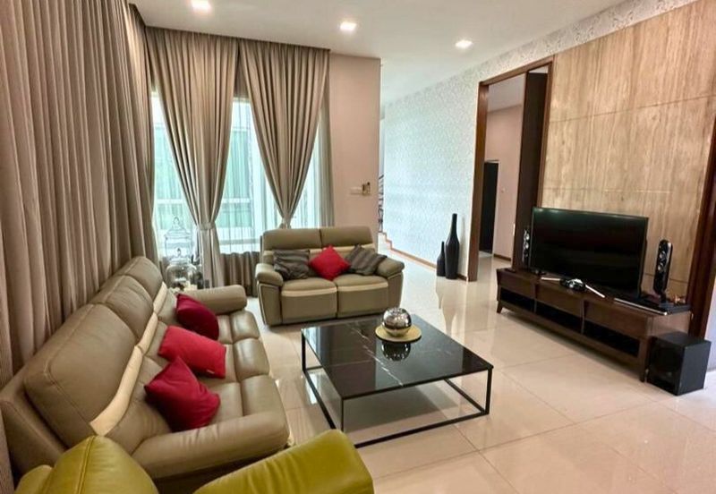 Isola Villa @ Senibong Cove