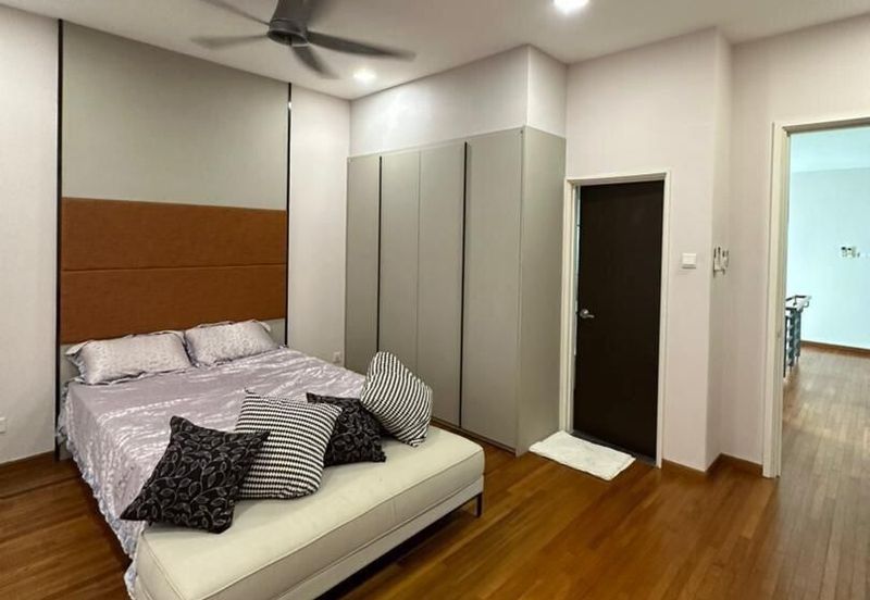 Isola Villa @ Senibong Cove