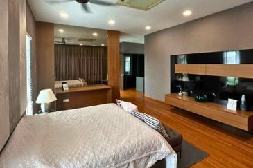 Isola Villa @ Senibong Cove