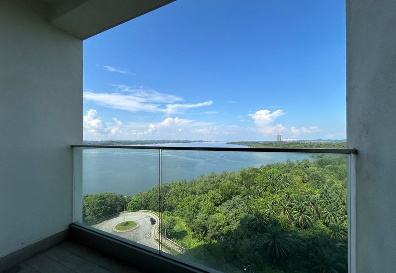 Puteri Cove Residences