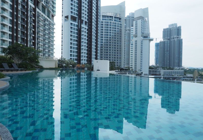 Puteri Cove Residences