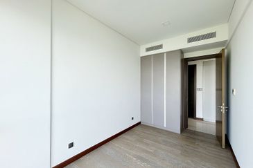 Puteri Cove Residences