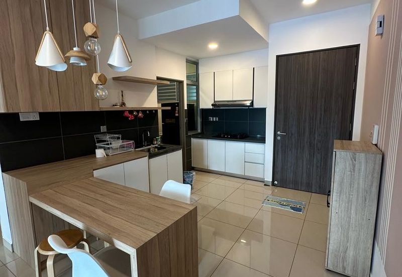 SKS Habitat Apartment, Larkin