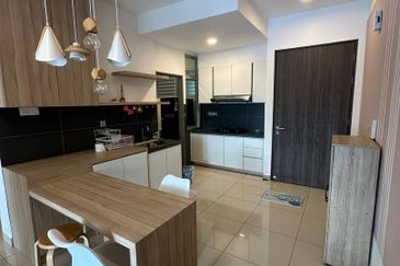 SKS Habitat Apartment, Larkin