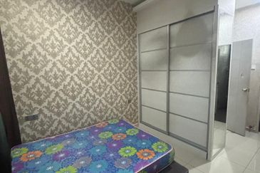 P'residen, Bandar Baru Permas Jaya