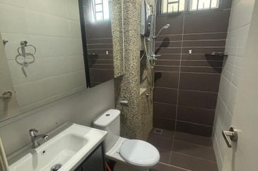 P'residen, Bandar Baru Permas Jaya