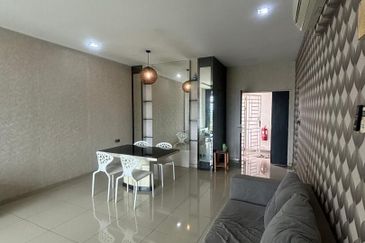 P'residen, Bandar Baru Permas Jaya