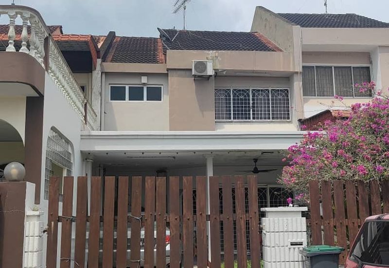 FOR SALE: Fully Furnished Double-Storey Terrace House!