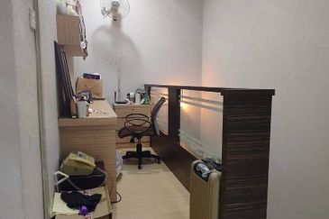 FOR SALE: Fully Furnished Double-Storey Terrace House!