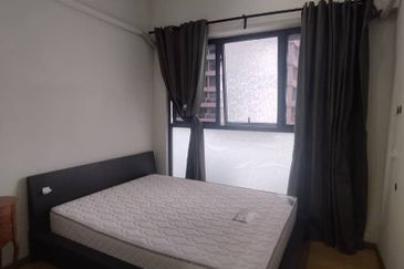 Baypoint @ Country Garden Danga Bay