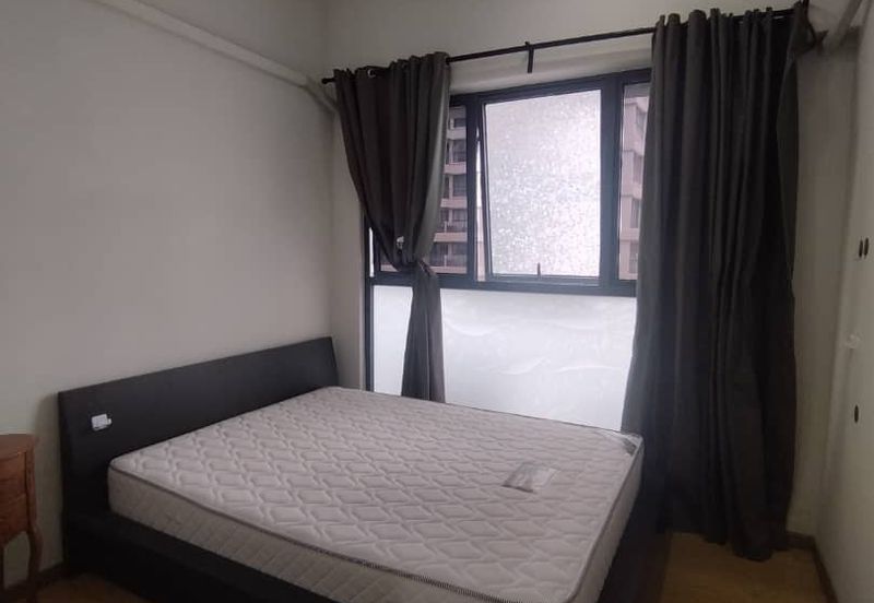 Baypoint @ Country Garden Danga Bay