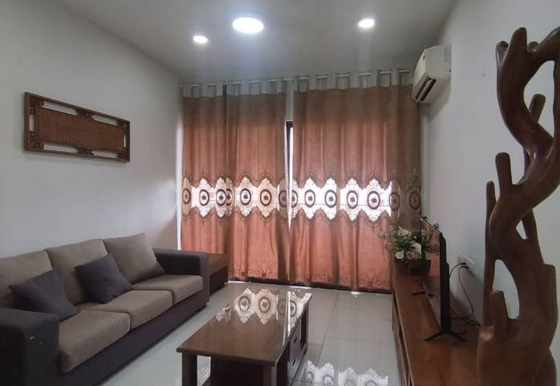 Baypoint @ Country Garden Danga Bay