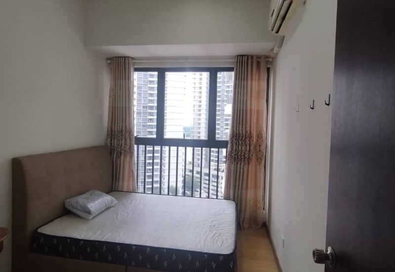 Baypoint @ Country Garden Danga Bay