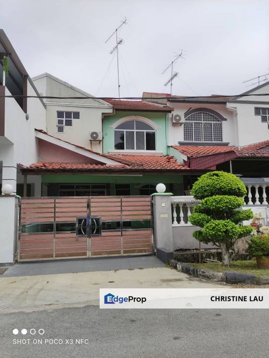 Double Storey Terrace 🔥 FULLY RENOVATED & READY TO MOVE IN! 🔥, Johor, Kluang