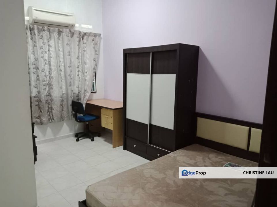 Double Storey Terrace 🔥 FULLY RENOVATED & READY TO MOVE IN! 🔥, Johor, Kluang