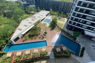 [FREEHOLD| STRATA READY| BELOW MV] The Veo Condominium KL East