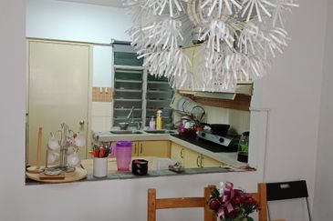 Perdana Exclusive Condominium