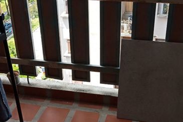 Perdana Exclusive Condominium