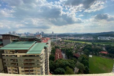 Perdana Exclusive Condominium