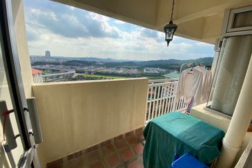 Perdana Exclusive Condominium