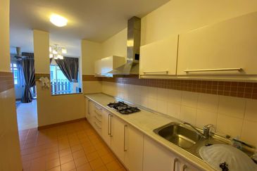 Perdana Exclusive Condominium