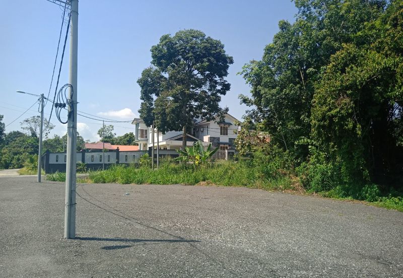 Desa Pinggiran Putra