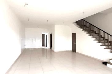 BANDAR AINSDALE (SANTAI)