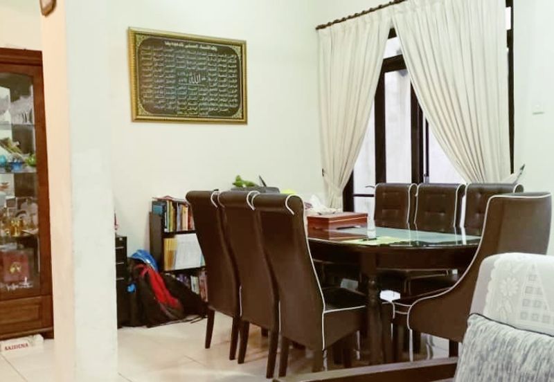 [FREEHOLD| SPACIOUS| FRIENDLY NEIGHBOURS] 2 Storey Superlink Jalan Birai Bukit Jelutong Shah Alam