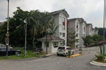 [BELOW MV| HIGH DEMAND RENTAL| STRATA READY] Pangsapuri Danau Seri Sungai Buloh