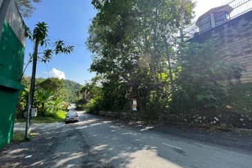 [FREEHOLD| INFRA READY| CORNER LOT] Banglo Lot Kampung Sungai Penchala KL