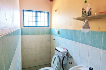 Iris Apartment, Taman Saujana Utama