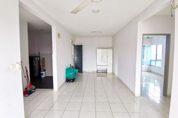 Residensi Laguna Biru 2