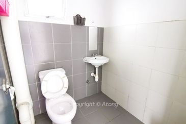 Residensi Laguna Biru 2