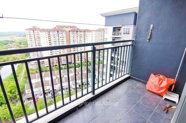 Residensi Laguna Biru 2