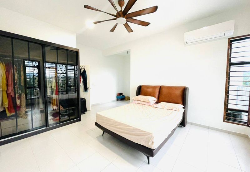 Banyas @ Setia EcoHill 2