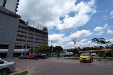 Kiara Plaza Service Apartment @ Semenyih