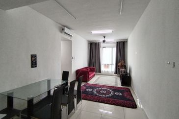 Kiara Plaza Service Apartment @ Semenyih