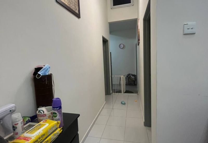 [4 BILIK| KEJIRANAN BAIK| 2 UNIT AIRCOND] Teres 1 Tingkat Jalan Lombong Perak Seksyen 29 Shah Alam