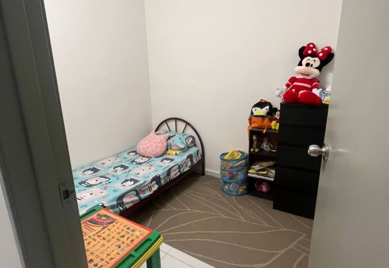 [4 BILIK| KEJIRANAN BAIK| 2 UNIT AIRCOND] Teres 1 Tingkat Jalan Lombong Perak Seksyen 29 Shah Alam