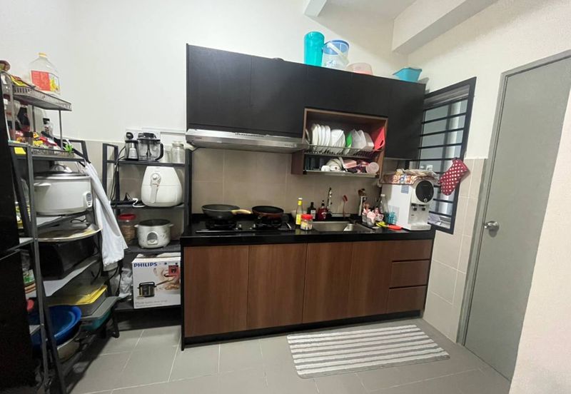 [4 BILIK| KEJIRANAN BAIK| 2 UNIT AIRCOND] Teres 1 Tingkat Jalan Lombong Perak Seksyen 29 Shah Alam