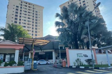 Putra Villa Kondominium