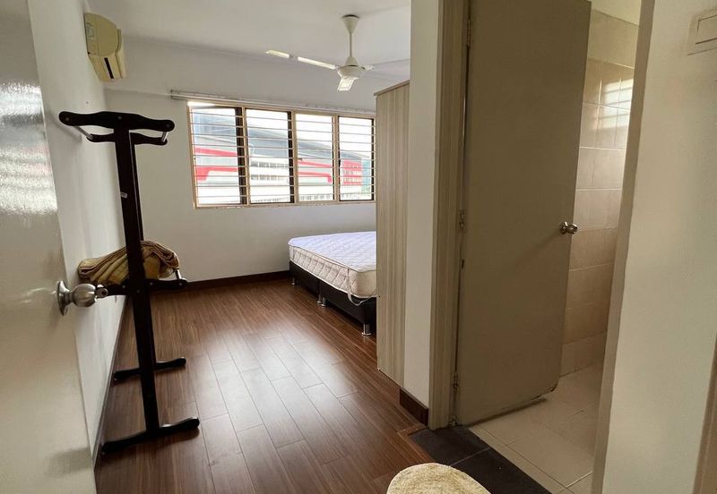 Putra Villa Kondominium