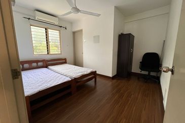 Putra Villa Kondominium