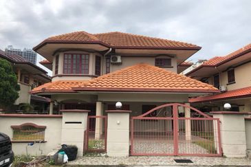 [RENOVATED| KITCHEN EXTEND| GATED GUARDED] 2 Storey Semi D Taman Sunway Utama Bandar Sunway Subang Jaya