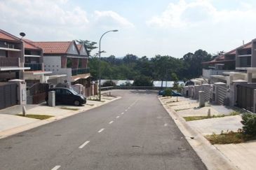 [FREEHOLD| NON BUMI] 2 Storey Terrace Aman Putri Seksyen U17 Shah Alam