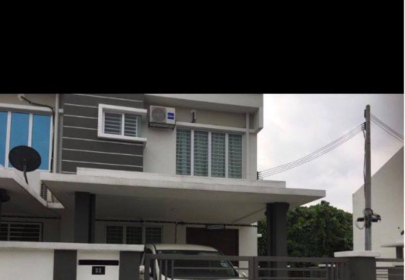 [END LOT| EXTRA LAND 10 FEET] 2 Storey Terrace Kayangan Residence Seksyen 32 Shah Alam