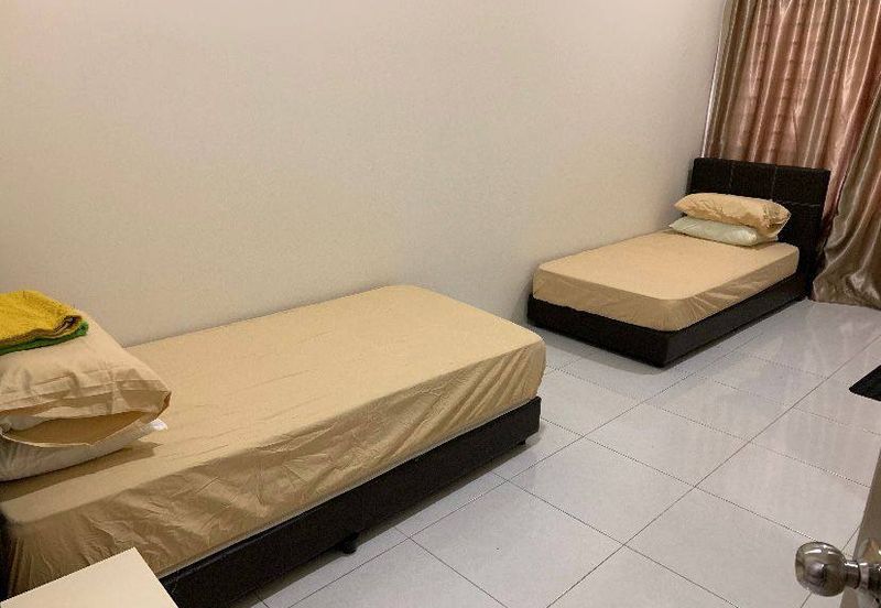 [END LOT| EXTRA LAND 10 FEET] 2 Storey Terrace Kayangan Residence Seksyen 32 Shah Alam