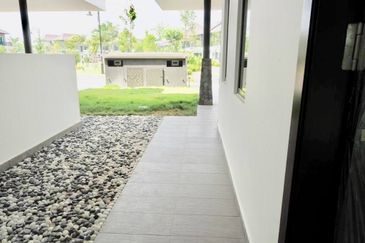 Charms of Nusantara, Setia Eco Glades