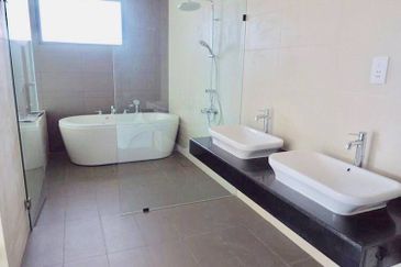 Charms of Nusantara, Setia Eco Glades